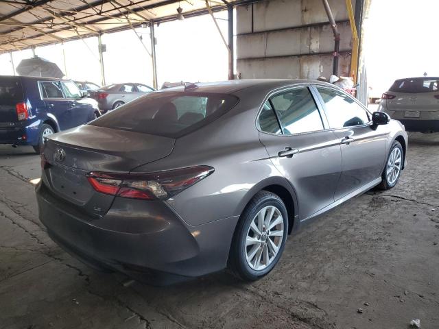 Photo 4 from auction – 2022 TOYOTA CAMRY LE with VIN 4T1C11AK2NU056436