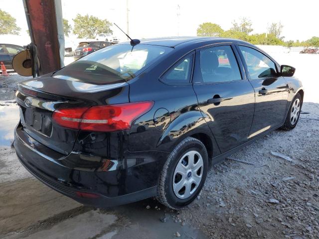 Zdjęcie 4 z aukcji – 2018 FORD FOCUS S z VIN 1FADP3E26JL242936