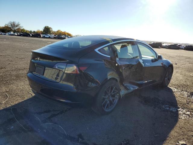 Photo 4 from auction – 2019 TESLA MODEL 3 with VIN 5YJ3E1EBXKF441783