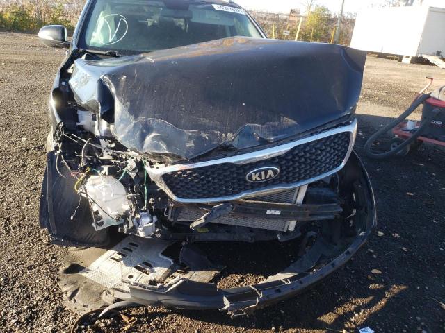 Photo 9 from auction – 2017 KIA SORENTO LX with VIN 5XYPGDA54HG213955