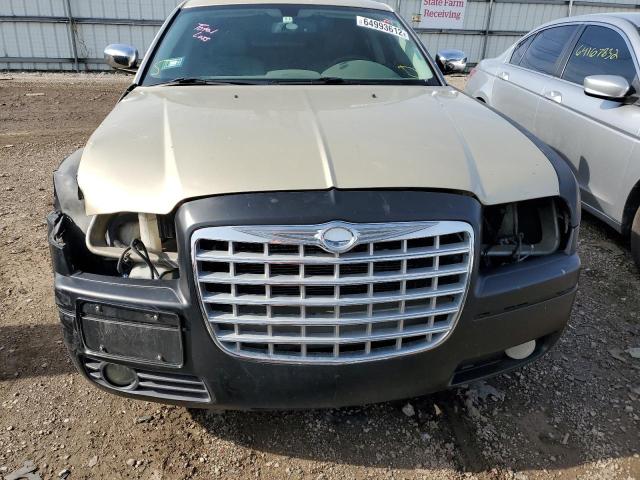 Photo 9 from auction – 2010 CHRYSLER 300 TOURIN with VIN 2C3CK5CV7AH149017