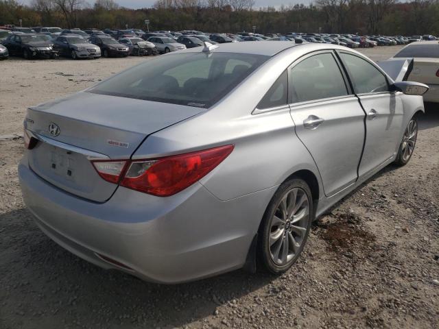 Photo 4 from auction – 2013 HYUNDAI SONATA SE with VIN 5NPEC4AC2DH536695