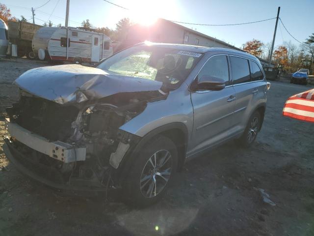 Photo 2 from auction – 2016 TOYOTA HIGHLANDER with VIN 5TDJKRFH8GS334123