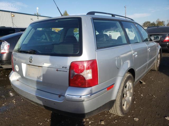 Photo 4 from auction – 2002 VOLKSWAGEN PASSAT GLX with VIN WVWYH63B12E109584