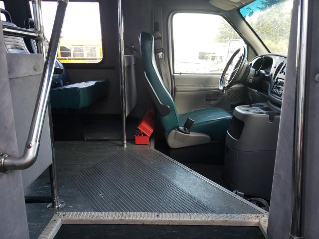 Photo 5 from auction – 2001 FORD ECONOLINE with VIN 1FDWE35SX1HA50572