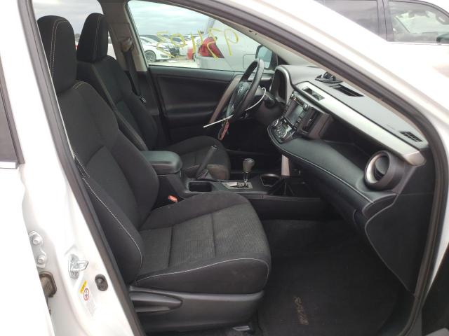Photo 5 from auction – 2017 TOYOTA RAV4 XLE with VIN 2T3WFREV1HW389868