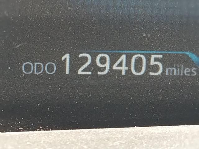 Photo 8 from auction – 2016 TOYOTA PRIUS with VIN JTDKARFU5G3002212