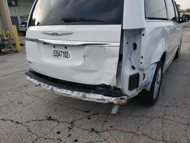 Photo 9 from auction – 2016 CHRYSLER TOWN & COU with VIN 2C4RC1BG8GR148119