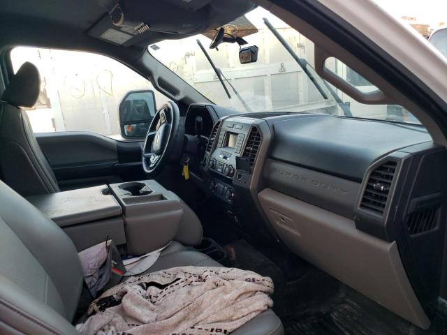 Photo 5 from auction – 2019 FORD F550 SUPER with VIN 1FDUF5GT0KDA25260
