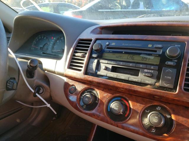 Photo 9 from auction – 2004 TOYOTA CAMRY LE with VIN JTDBE32K340259033