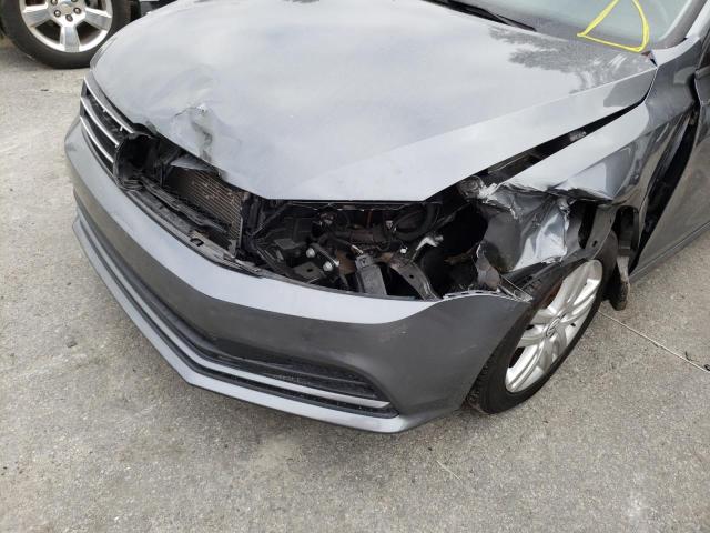 Photo 9 from auction – 2018 VOLKSWAGEN JETTA S with VIN 3VW2B7AJ6JM228065