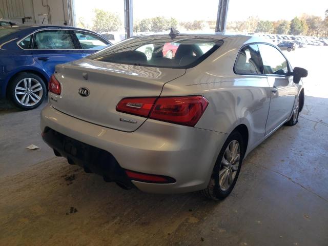 Foto 4 de la subasta – 2014 KIA FORTE EX con VIN KNAFX6A87E5206047