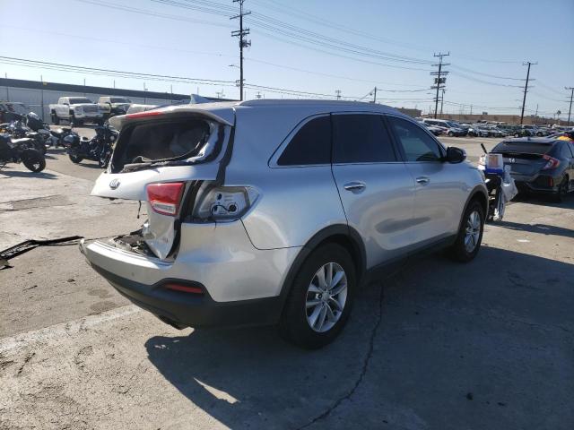 Photo 4 from auction – 2016 KIA SORENTO LX with VIN 5XYPG4A39GG170663