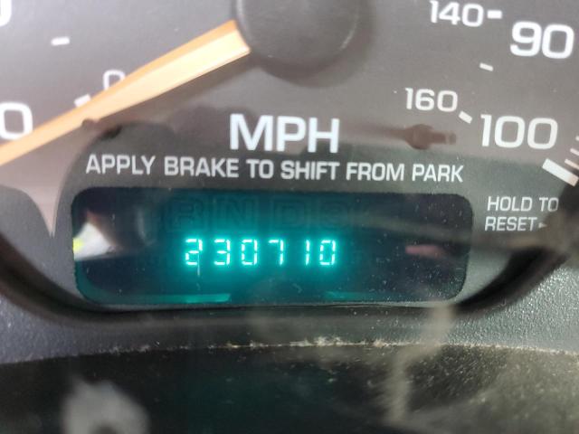 Photo 8 from auction – 2002 CHEVROLET SILVERADO with VIN 1GCHK23172F124182