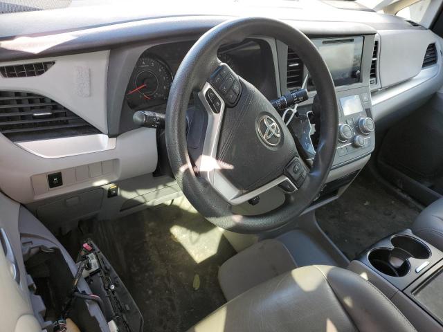 Photo 9 from auction – 2015 TOYOTA SIENNA LE with VIN 5TDKK3DC2FS577725