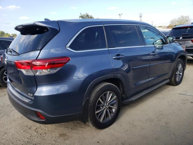 Photo 4 from auction – 2018 TOYOTA HIGHLANDER with VIN 5TDKZRFH8JS264033
