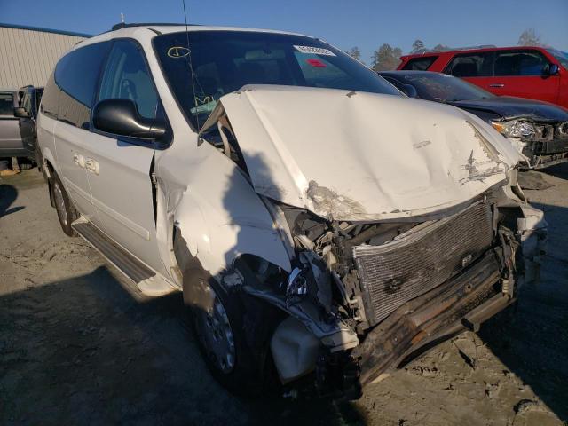 CHRYSLER TOWN & COU 2004 with VIN 1C4GP44R24B527915 - Photo from auction