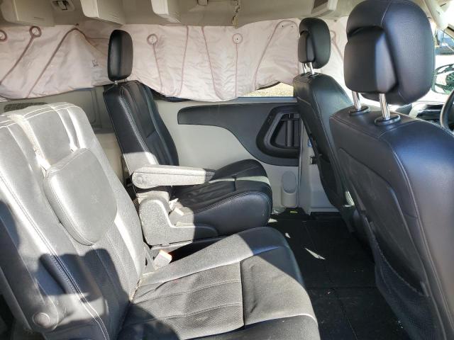 Photo 6 from auction – 2012 CHRYSLER TOWN & COU with VIN 2C4RC1BG3CR187503