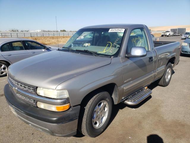 Photo 2 from auction – 2000 CHEVROLET silverado with VIN 1GCEC14V7YZ351133