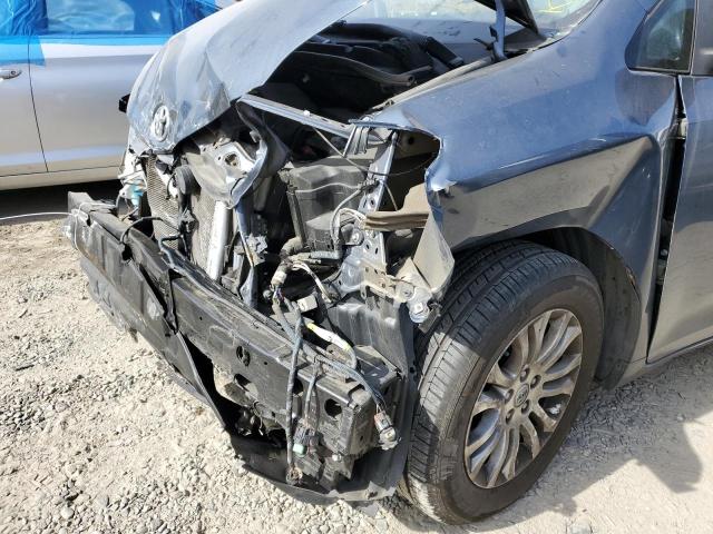 Photo 9 from auction – 2017 TOYOTA SIENNA XLE with VIN 5TDYZ3DC0HS849813