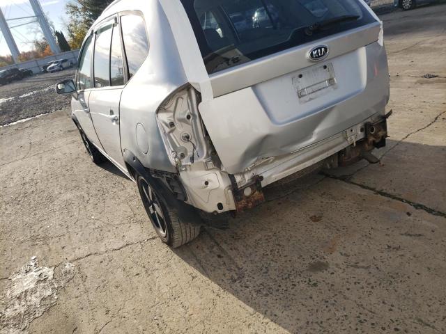 Photo 9 from auction – 2008 KIA RONDO BASE with VIN KNAFG525187175918