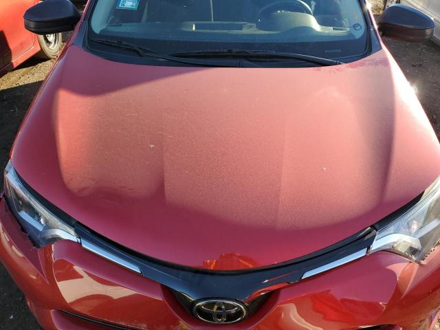 Photo 7 from auction – 2017 TOYOTA RAV4 LE with VIN JTMZFREV9HJ118729