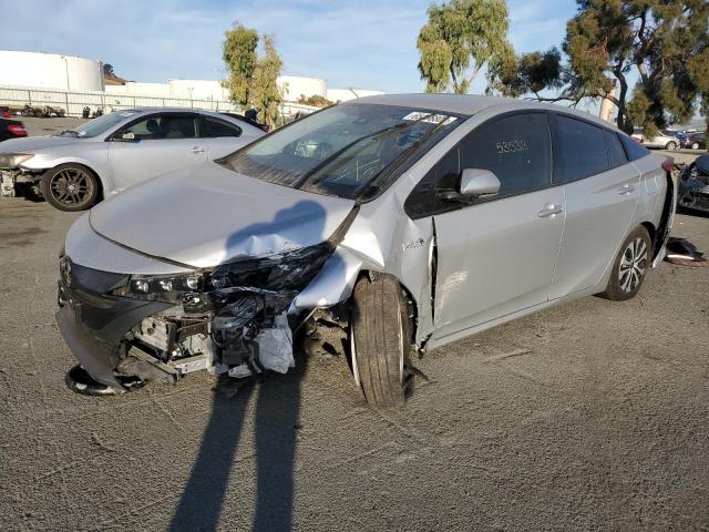 Photo 2 from auction – 2020 TOYOTA PRIUS PRIM with VIN JTDKARFP2L3137376