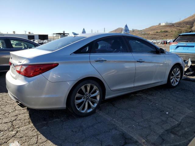 Photo 3 from auction – 2011 HYUNDAI SONATA SE with VIN 5NPEC4AB5BH172213
