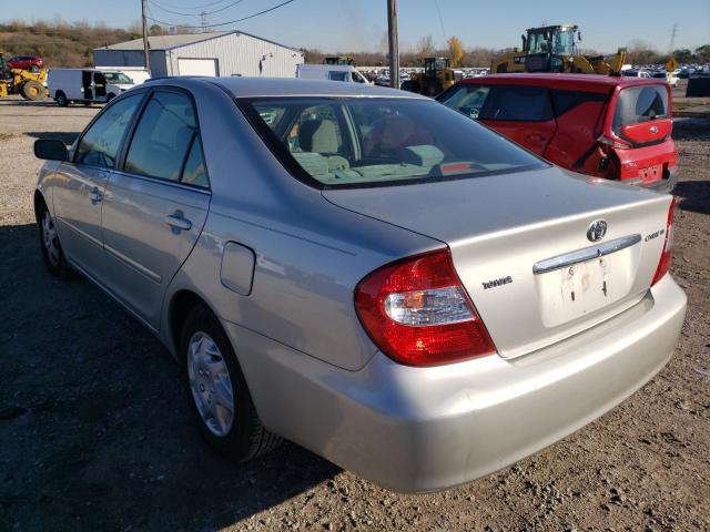 Photo 3 from auction – 2004 TOYOTA CAMRY LE with VIN 4T1BE30K54U282191