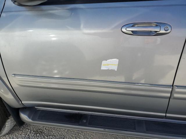 Photo 9 from auction – 2002 TOYOTA SEQUOIA LI with VIN 5TDBT48A32S063548