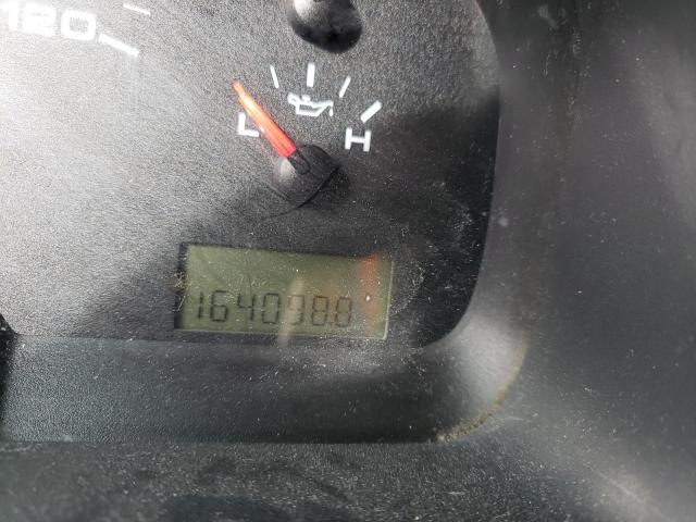 Photo 8 from auction – 2004 FORD F150 with VIN 1FTRX12W94NB04604