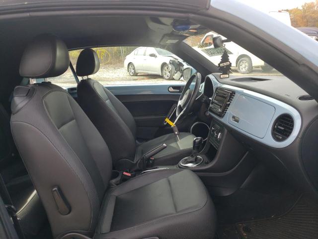 Photo 5 from auction – 2013 VOLKSWAGEN BEETLE with VIN 3VW5P7AT7DM832888