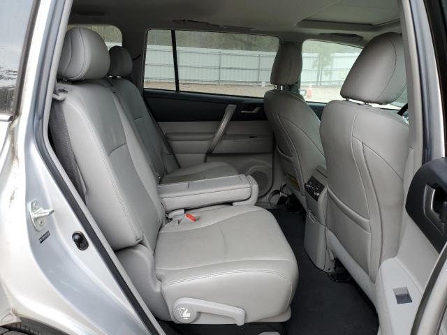 Photo 6 from auction – 2013 TOYOTA HIGHLANDER with VIN 5TDBK3EHXDS257642