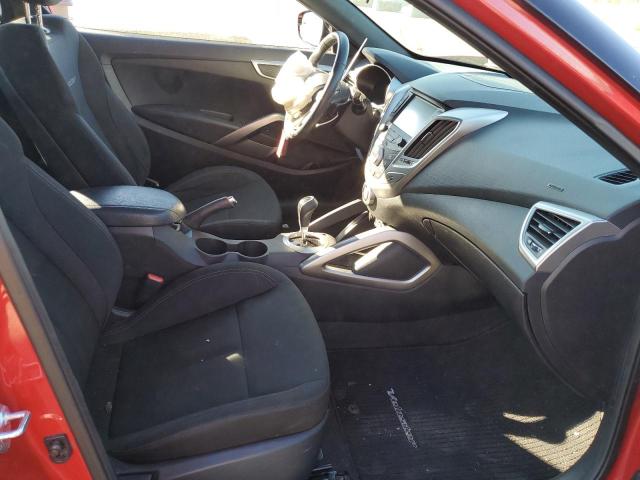 Photo 5 from auction – 2017 HYUNDAI VELOSTER with VIN KMHTC6AD5HU318088