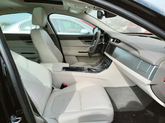 Photo 5 from auction – 2018 JAGUAR XF with VIN SAJBR4FX7JCY56407