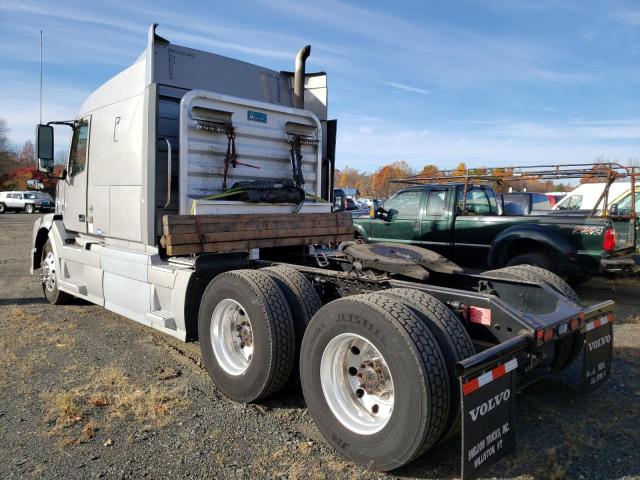 Photo 3 from auction – 2013 VOLVO VN VNL with VIN 4V4NC9EH7DN565617