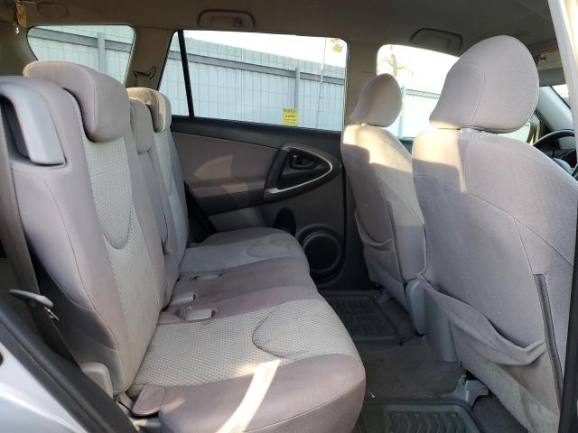 Photo 6 from auction – 2006 TOYOTA RAV4 with VIN JTMBD33V366010775
