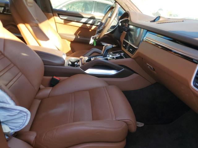 Photo 5 from auction – 2019 PORSCHE CAYENNE TU with VIN WP1AF2AY7KDA81141