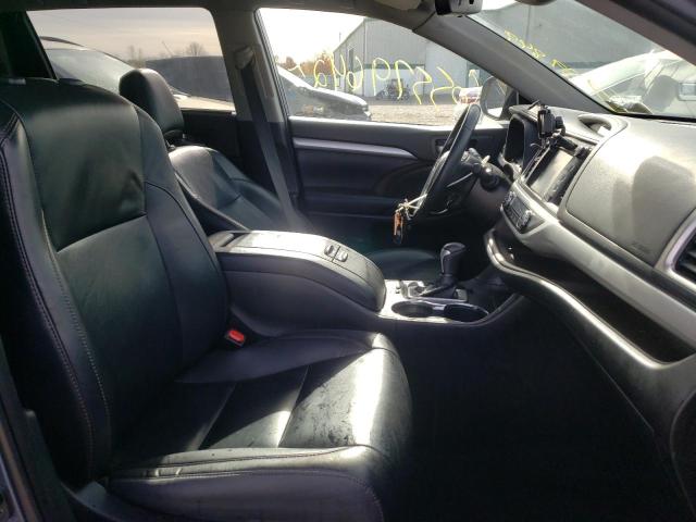 Photo 5 from auction – 2019 TOYOTA HIGHLANDER with VIN 5TDJZRFH9KS709635