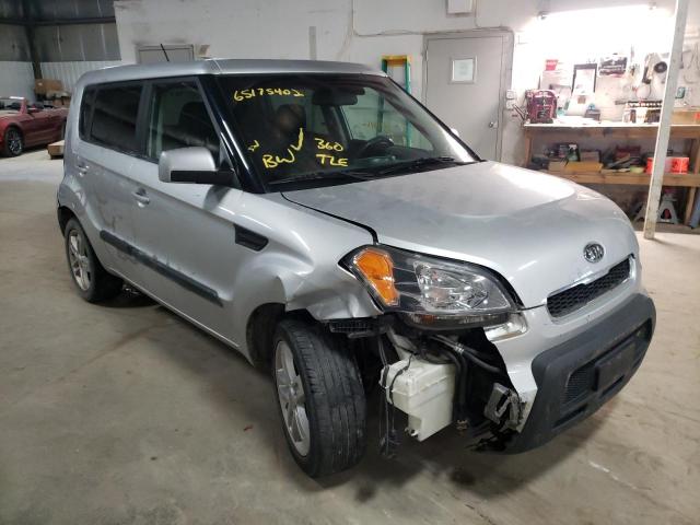 KIA SOUL + 2011 with VIN KNDJT2A27B7716749 - Photo from auction