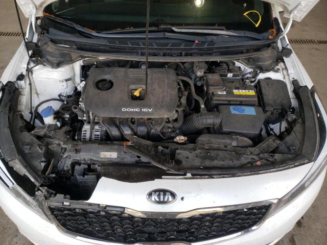 Photo 7 from auction – 2017 KIA FORTE LX with VIN 3KPFL4A7XHE014088