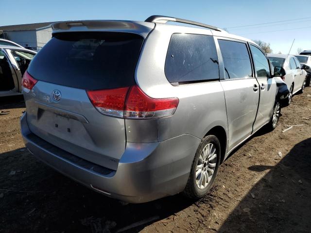 Photo 4 from auction – 2012 TOYOTA SIENNA XLE with VIN 5TDYK3DC2CS271419