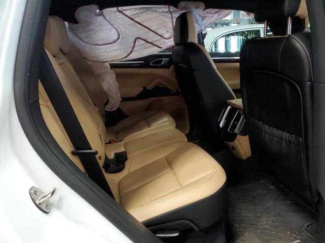 Photo 6 from auction – 2014 PORSCHE CAYENNE with VIN WP1AA2A25ELA97293