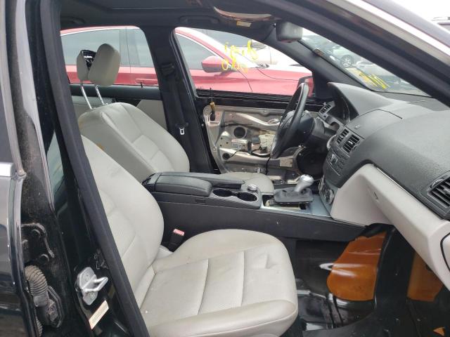 Photo 5 from auction – 2011 MERCEDES-BENZ C 300 with VIN WDDGF5EB7BR140071