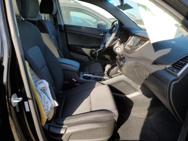 Photo 5 from auction – 2017 HYUNDAI TUCSON SE with VIN KM8J23A45HU344201