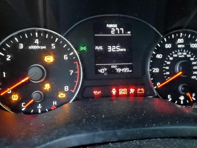 Photo 8 from auction – 2018 KIA FORTE LX with VIN 3KPFK4A72JE190447