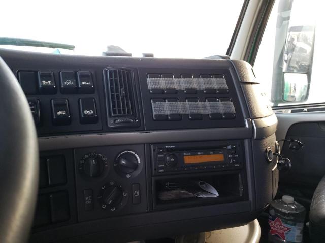 Photo 9 from auction – 2012 VOLVO VN VNL with VIN 4V4NC9EJ4CN542765