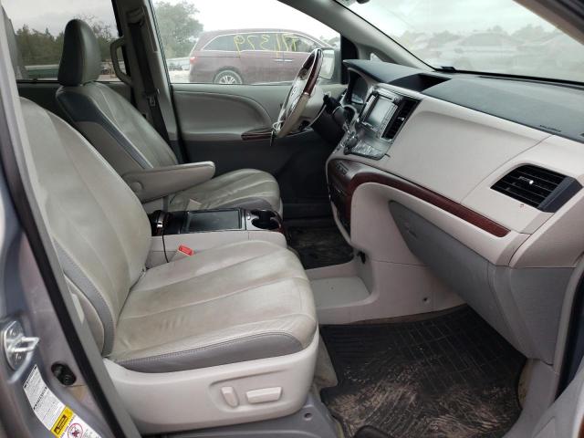 Photo 5 from auction – 2013 TOYOTA SIENNA XLE with VIN 5TDDK3DC8DS056188