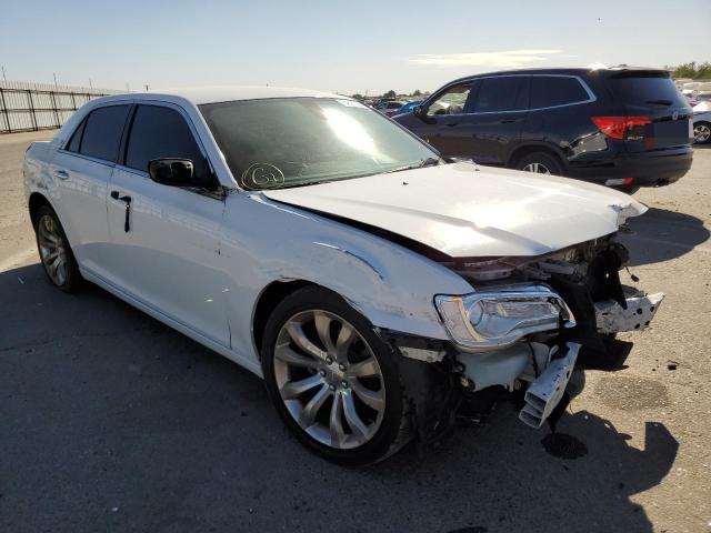 CHRYSLER 300 LIMITE 2018 with VIN 2C3CCAEG2JH194161 - Photo from auction