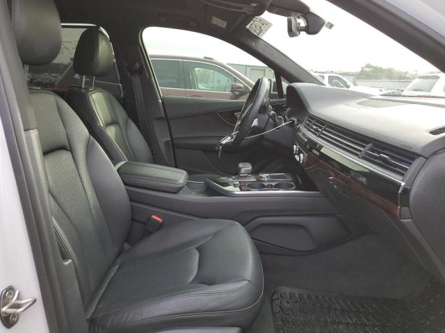 Photo 5 from auction – 2017 AUDI Q7 PREMIUM with VIN WA1LAAF7XHD025572